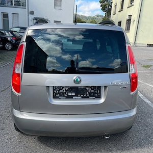 Skoda Roomster 1.6 TDI Klima PDC TüV Pickerl 03.27+4M Mehrzweckfahrzeug   Bild 8