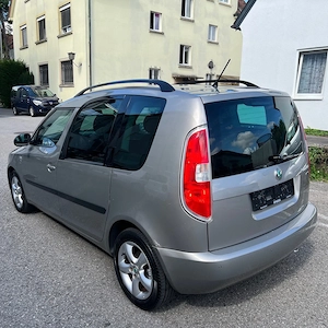 Skoda Roomster 1.6 TDI Klima PDC TüV Pickerl 03.27+4M Mehrzweckfahrzeug   Bild 6