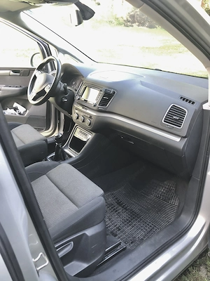 Verkaufe Sharan Comfortline BMT 2.0 TDI 4Motion Bild 7