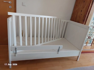Babybett  Gitterbett   Kleinkindbett Sundvik von Ikea Bild 3