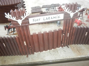 Altes Fort      Spielzeug    