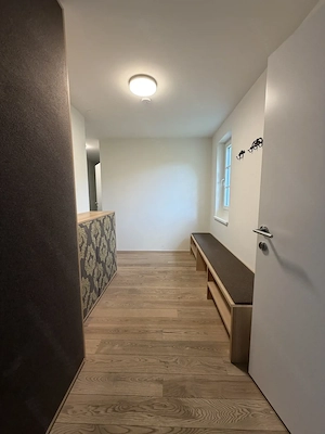 Hochwertige 3,5-Zimmerwohnung mit Loggia und Weitblick in Bregenz Bild 3