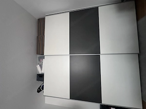 Kleiderschrank günstig abzugeben