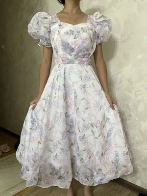 Romantisches Blumen-Kleid mit Puffärmeln   Vintage Look Bild 2