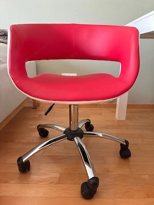 Schreibtisch inkl Stuhl Bild 2