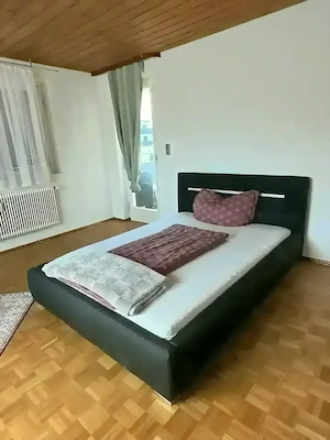Zimmer zu vermieten  -  1-Zimmer in WG
