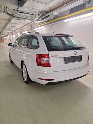 Skoda Octavia Combi TDI DSG Bild 3
