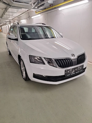 Skoda Octavia Combi TDI DSG Bild 2
