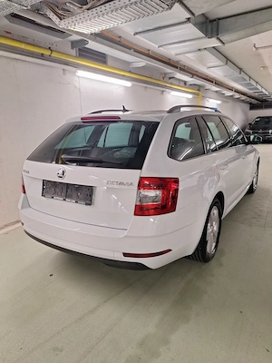 Skoda Octavia Combi TDI DSG Bild 4