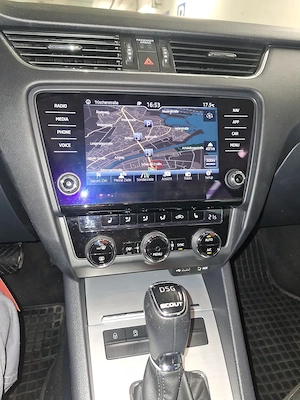Skoda Octavia Combi TDI DSG Bild 6