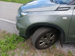 Suzuki Vitara 1,4 GL+ DITC Hybrid ALLGRIP shine SUV   Geländewagen Bild 6