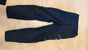 Motorradbekleidung inkl. Helm Bild 5