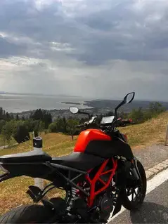 KTM Duke 125 Motorrad 