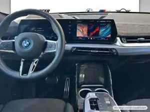 BMW iX1 xDrive30  Bild 5