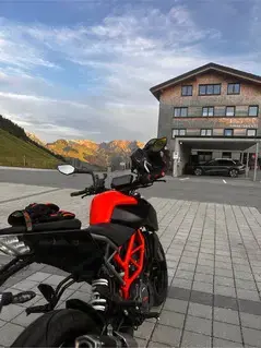 KTM Duke 125 Motorrad  Bild 5