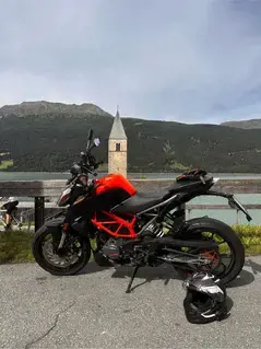 KTM Duke 125 Motorrad  Bild 4