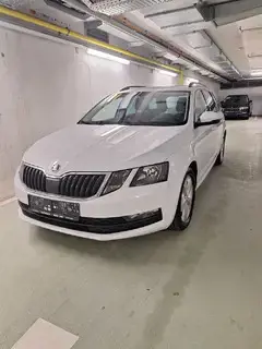 Skoda Octavia Combi TDI DSG