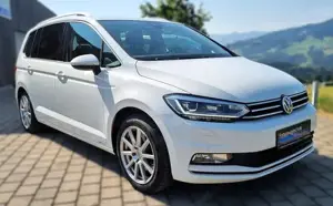 VW Touran Highline**in Außerordentlichen gutem Zustand**Automatik**AHK Bild 2
