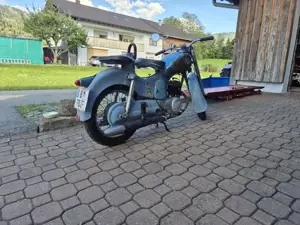 Puch 125 SV Erste Baureihe Bild 2