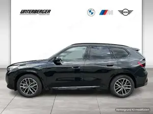 BMW iX1 xDrive30 // Premium Paket // Anhängerkupplung //  Harman Kardon Bild 3