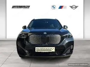 BMW iX1 xDrive30  Bild 13