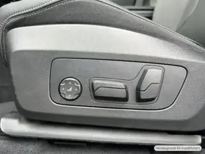BMW iX1 xDrive30 // Premium Paket // Anhängerkupplung //  Harman Kardon Bild 14