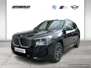 BMW iX1 xDrive30 // Premium Paket // Anhängerkupplung //  Harman Kardon