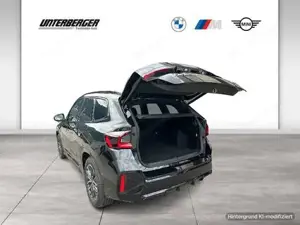 BMW iX1 xDrive30 // Premium Paket // Anhängerkupplung //  Harman Kardon Bild 12