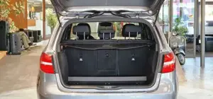 Mercedes-Benz B 180 Bild 9