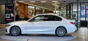BMW 320 Bild 4