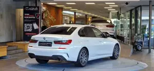 BMW 320 Bild 7