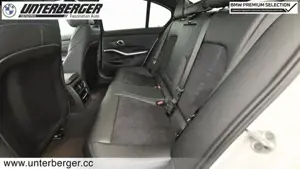 BMW 320d xDrive M Sportpaket // Carbon Interieur // Anhängerkupplung elektrisch Bild 13