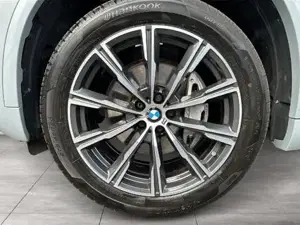 BMW X5 xDrive40i // Carbon Interieur // Harman Kardon Surround Sound // M-Sport Paket Bild 12