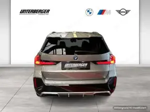 BMW iX1 eDrive20 1,99% Fixzinsaktion bis 30.09.2026 M Sportpaket Head-Up DAB Bild 5