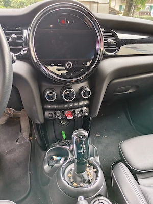 Mini Cooper 5-türer Bild 8