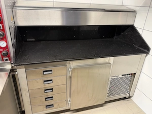 Pizza Station mit Kühlung Bild 2