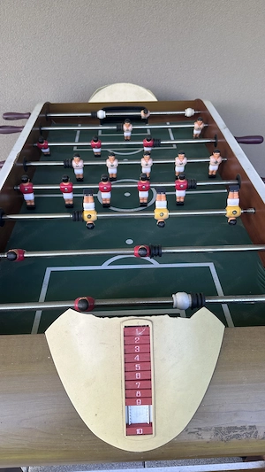 Fußball Tisch, Tischkicker , massiv inkl, Bällen Bild 4