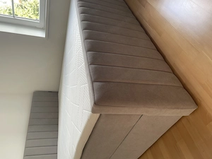 Boxspringbett mit Bettkasten 5 Monate alt Bild 8