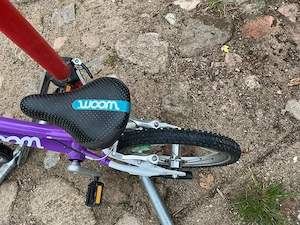 Woom 2 kinderfahrrad 14 zoll in Lila Bild 2