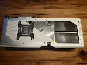 GIGABYTE Aorus GeForce RTX 5090 Master Ice 32G Bild 3