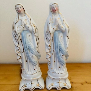 Porzellan-Madonnen 2 Stk. Bild 2