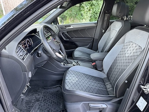 VW Tiguan Allspace R-Line 2.0 TDI 4Motion DSG | PANO | IQ.LIGHT | AHK | Black Style Bild 9