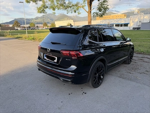 VW Tiguan Allspace R-Line 2.0 TDI 4Motion DSG | PANO | IQ.LIGHT | AHK | Black Style Bild 5