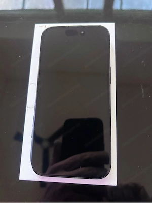 iPhone 15  256 GB Bild 3