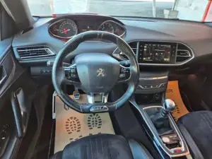 Peugeot 308 Bild 16