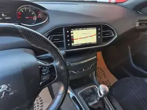 Peugeot 308 Bild 14