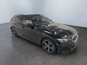 BMW  180 kW (245 PS), Tip-/Steptronic, Allrad