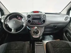 Peugeot Partner Bild 7