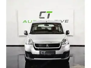 Peugeot Partner Bild 2