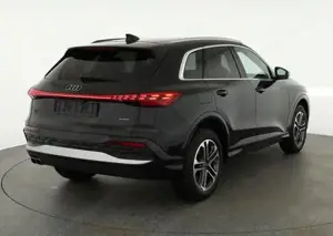 Audi Q5 2.0 TDI quattro 150 kW S-Tronic, neues Modell, ... Bild 2